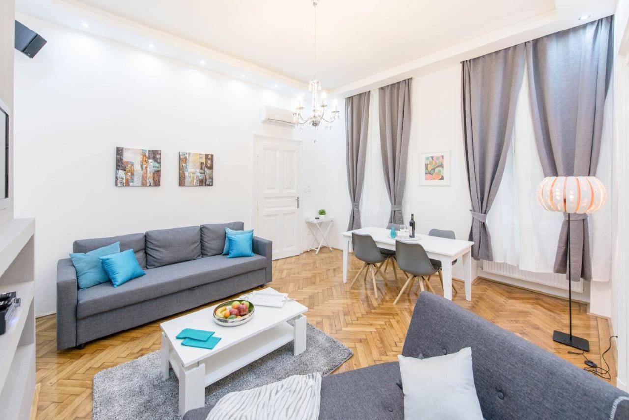 Dominik Apartment Budapeste Exterior foto